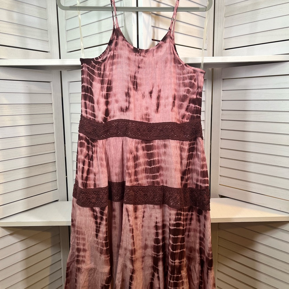 NEW EXIST DRESS - Picture 4 of 9